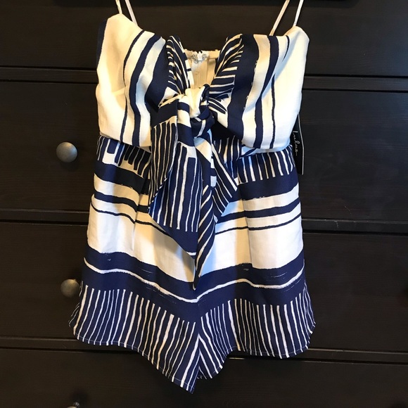 Lulu's Strapless Romper - Picture 2 of 4